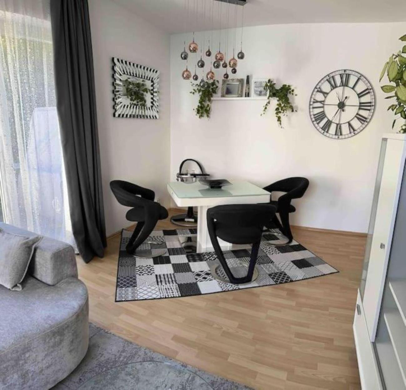 Wohnung 1 Mit 2 Schlafzimmern Und Terrasse Großgmain Buitenkant foto